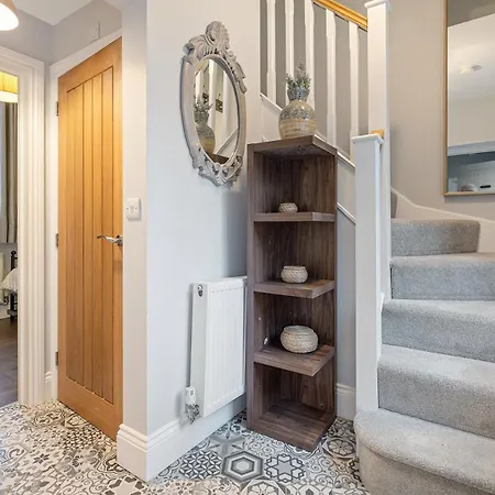 No 3 - Lime Tree - Pass The Keys * York