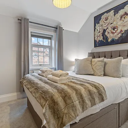 No 3 - Lime Tree - Pass The Keys York