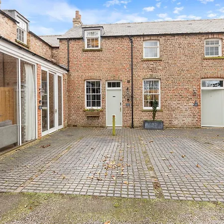 No 3 - Lime Tree - Pass The Keys 別荘