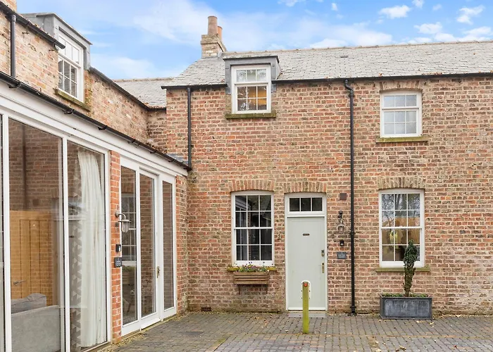 No 3 - Lime Tree - Pass The Keys Ferienhaus York