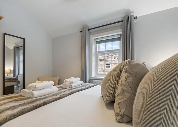 No 3 - Lime Tree - Pass The Keys Ferienhaus York